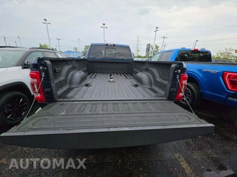 2021 Ram 3500 Limited Crew Cab Long Bed DRW - miniatura 11