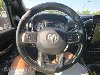 2021 Ram 3500 Limited Crew Cab Medium Bed – miniatura 25