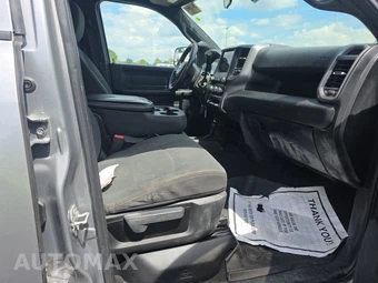 2021 Ram 3500 Tradesman Crew Cab Long Bed DRW - miniatura 8