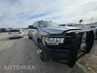 2021 Ram 3500 Tradesman Crew Cab Long Bed DRW - miniatura 3