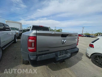 2021 Ram 3500 Tradesman Crew Cab Long Bed DRW - miniatura 5