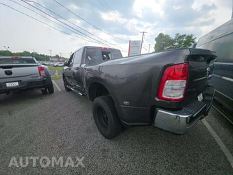 2021 Ram 3500 Tradesman Crew Cab Long Bed DRW - miniatura 2