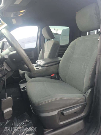 2021 Ram 3500 Tradesman Crew Cab Long Bed DRW - miniatura 6