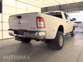 2021 Ram 3500 Tradesman Crew Cab Long Bed DRW - miniatura 4