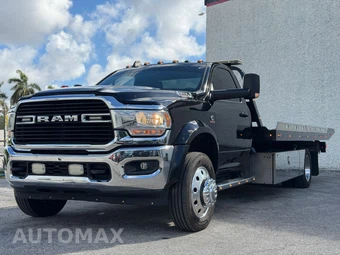 2021 Ram 5500 Cab Chassis SLT Regular Cab DRW - miniatura 13