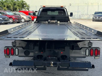 2021 Ram 5500 Cab Chassis SLT Regular Cab DRW - miniatura 15