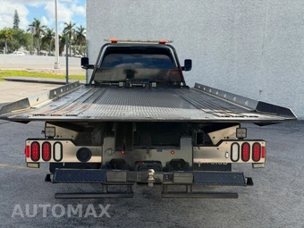 2021 Ram 5500 Cab Chassis SLT Regular Cab DRW - miniatura 16