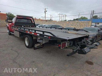 2021 Ram 5500 Cab Chassis SLT Regular Cab DRW – miniatura 2