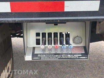 2021 Ram 5500 Cab Chassis SLT Regular Cab DRW – miniatura 29