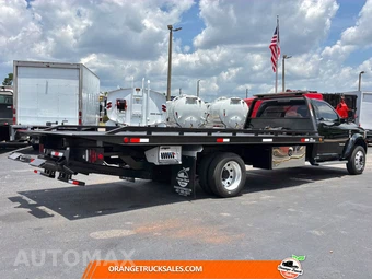 2021 Ram 5500 Cab Chassis SLT Regular Cab DRW - miniatura 11