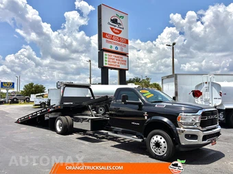 2021 Ram 5500 Cab Chassis SLT Regular Cab DRW - miniatura 13