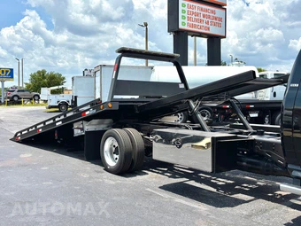 2021 Ram 5500 Cab Chassis SLT Regular Cab DRW - miniatura 14