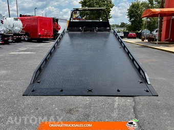 2021 Ram 5500 Cab Chassis SLT Regular Cab DRW - miniatura 18
