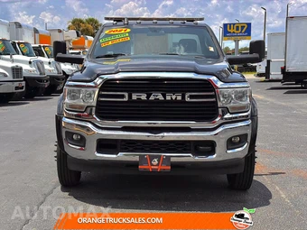 2021 Ram 5500 Cab Chassis SLT Regular Cab DRW - miniatura 2