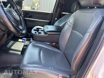2021 Ram 5500 Cab Chassis Tradesman Crew Cab DRW - miniatura 14