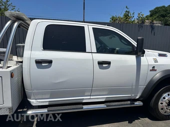 2021 Ram 5500 Cab Chassis Tradesman Crew Cab DRW - miniatura 18