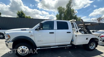 2021 Ram 5500 Cab Chassis Tradesman Crew Cab DRW - miniatura 2