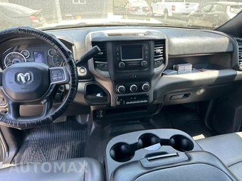 2021 Ram 5500 Cab Chassis Tradesman Crew Cab DRW - miniatura 20