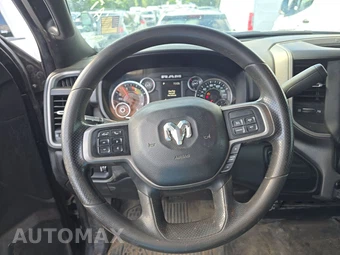 2021 Ram 5500 Cab Chassis Tradesman Crew Cab DRW – miniatura 10