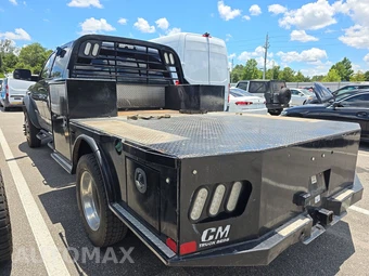 2021 Ram 5500 Cab Chassis Tradesman Crew Cab DRW – miniatura 6