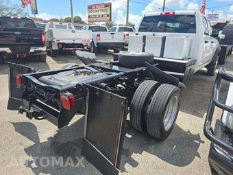 2021 Ram 5500 Cab Chassis Tradesman Crew Cab DRW – miniatura 3