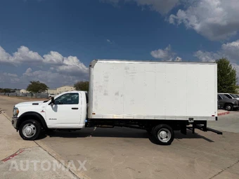 2021 Ram 5500 Cab Chassis Tradesman Regular Cab DRW – miniatura 4