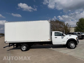 2021 Ram 5500 Cab Chassis Tradesman Regular Cab DRW – miniatura 5