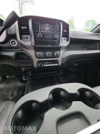 2021 Ram 5500 Cab Chassis Tradesman Regular Cab DRW – miniatura 10