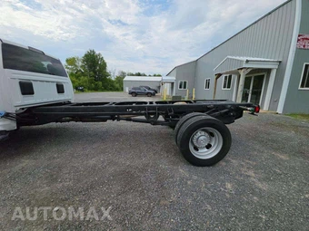 2021 Ram 5500 Cab Chassis Tradesman Regular Cab DRW – miniatura 18