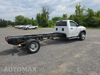 2021 Ram 5500 Cab Chassis Tradesman Regular Cab DRW – miniatura 3