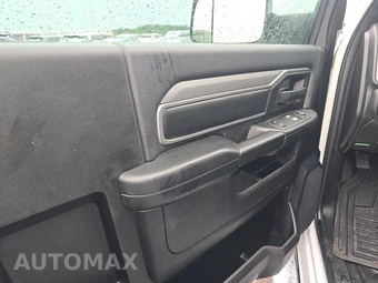 2021 Ram 5500 Cab Chassis Tradesman Regular Cab DRW – miniatura 19