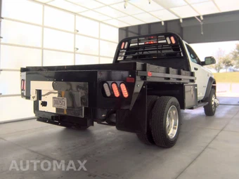 2021 Ram 5500 Cab Chassis Tradesman Regular Cab DRW – miniatura 4