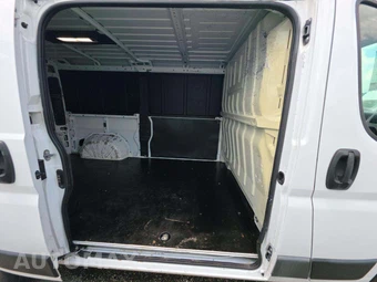 2021 Ram ProMaster 2500 Cargo Van Low Roof 136.0" WB - miniatura 16