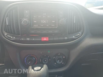 2021 Ram ProMaster City Cargo Van Tradesman 122.4" WB - miniatura 11