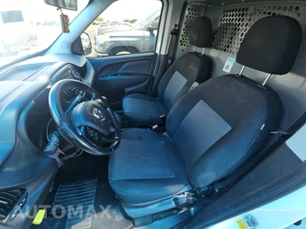 2021 Ram ProMaster City Cargo Van Tradesman SLT 122.4" WB - miniatura 7