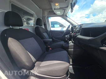 2021 Ram ProMaster City Cargo Van Tradesman SLT 122.4" WB - miniatura 8