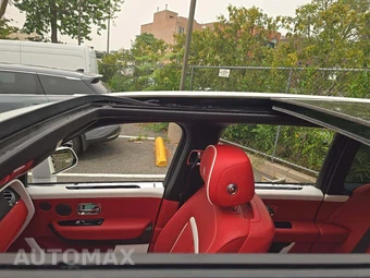 2021 Rolls-Royce Cullinan – miniatura 12