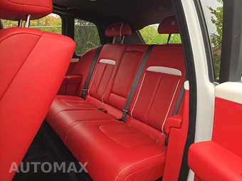 2021 Rolls-Royce Cullinan – miniatura 13