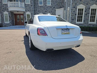2021 Rolls-Royce Ghost – miniatura 2