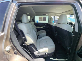 2021 Subaru Ascent Limited 7-Passenger - miniatura 17