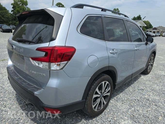 2021 Subaru Forester Limited - miniatura 3