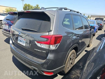 2021 Subaru Forester Premium - miniatura 4