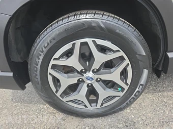 2021 Subaru Forester Premium - miniatura 10
