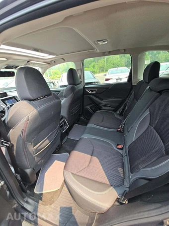 2021 Subaru Forester Premium - miniatura 13