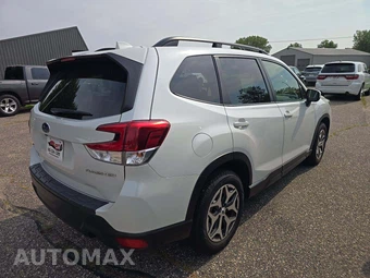 2021 Subaru Forester Premium - miniatura 3