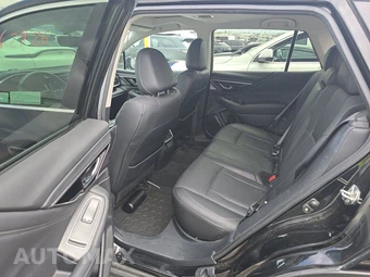 2021 Subaru Outback Limited – miniatura 13