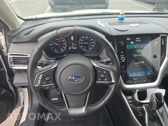 2021 Subaru Outback Onyx Edition XT – miniatura 10