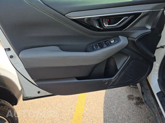 2021 Subaru Outback Onyx Edition XT - miniatura 9