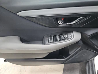 2021 Subaru Outback Premium - miniatura 9