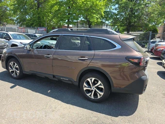 2021 Subaru Outback Touring - miniatura 2